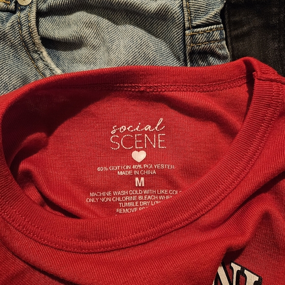 Bundle of Denim Jeans and Shorts + T-Shirt - Picture 3 of 9